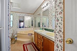 1381 COUNTY ROAD 1763 - Photo 27