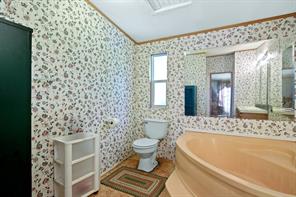 1381 COUNTY ROAD 1763 - Photo 32