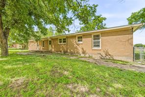 594 N Harbin Drive - Photo 4
