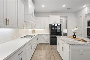 2837 Midlake Drive - Photo 16