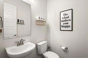 2837 Midlake Drive - Photo 31