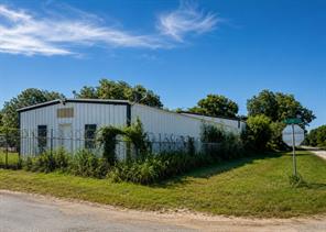 306 W OAK Avenue - Photo 3