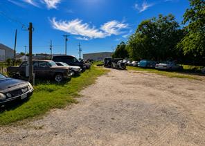 306 W OAK Avenue - Photo 6