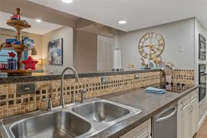 727 Callender Lake Drive - Photo 17