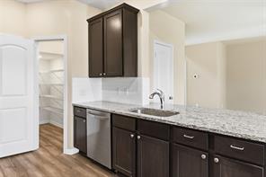 3233 Bowen Street - Photo 10