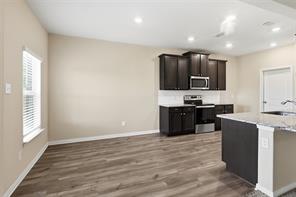 3233 Bowen Street - Photo 14