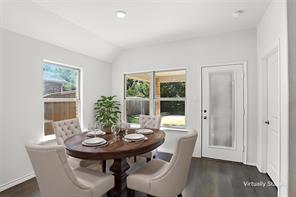 1500 Elizabeth Street - Photo 2