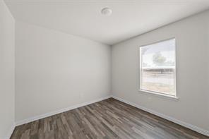 2724 Sarah Street - Photo 10