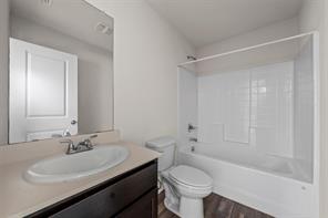 2724 Sarah Street - Photo 13