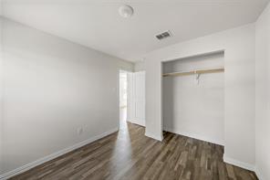 2724 Sarah Street - Photo 15
