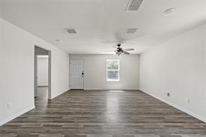 2724 Sarah Street - Photo 3