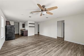 2724 Sarah Street - Photo 6