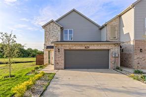829 Premier Parkway - Photo 1