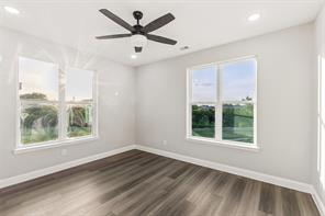 829 Premier Parkway - Photo 13