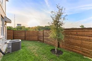 829 Premier Parkway - Photo 21