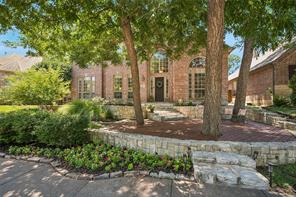 1407 Rollins Drive - Photo 4