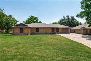 717 Adams Drive - Photo 1