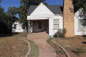 1402 Avenue K - Photo 1