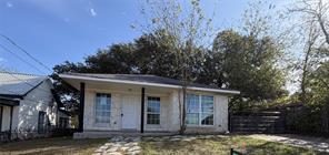 207 S Creek Street - Photo 1