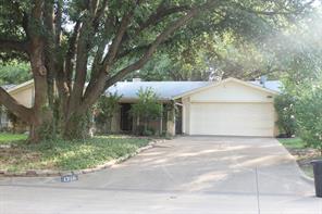 1210 Cozby Street S - Photo 1