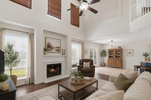740 Cardinal Drive - Photo 2