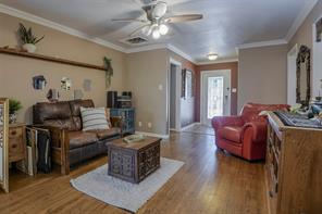 7028 Willis Avenue - Photo 6