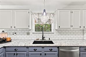 1115 E 6th Street - Photo 16