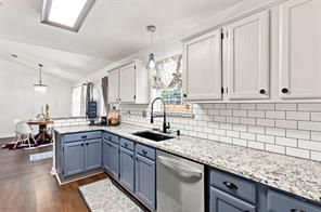 1115 E 6th Street - Photo 17