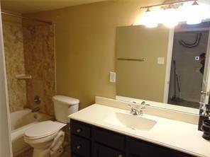 12824 Midway Road - Photo 10