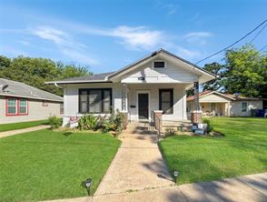 2847 Metropolitan Avenue - Photo 1