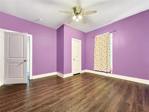 2847 Metropolitan Avenue - Photo 8