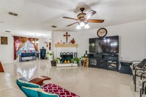 1313 Forbes Drive - Photo 3