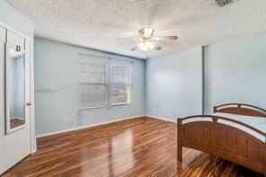 1313 Forbes Drive - Photo 8