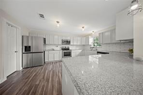 3535 Virginia Boulevard - Photo 9