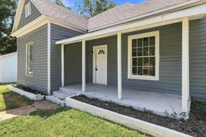 604 E Morton Street - Photo 1