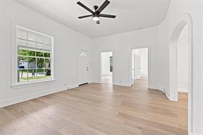 604 E Morton Street - Photo 10