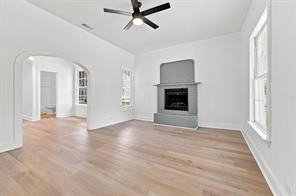 604 E Morton Street - Photo 2
