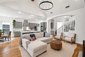 1200 Grant Avenue - Photo 1