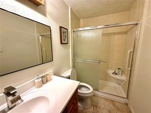 817 Colchester Drive - Photo 10