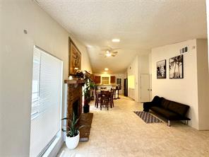 817 Colchester Drive - Photo 2