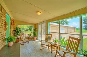 731 Pecan Estates Loop - Photo 1