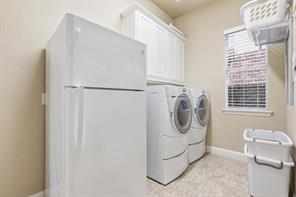 1019 Hot Springs Drive - Photo 18