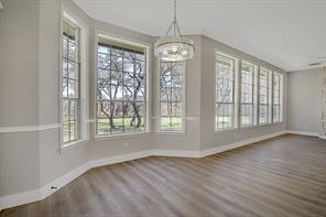 125 Devon Court - Photo 10