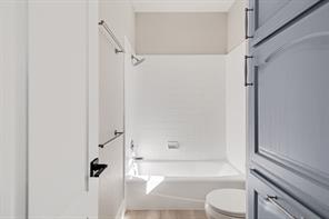 125 Devon Court - Photo 15