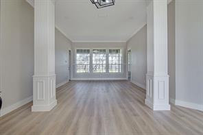 125 Devon Court - Photo 3