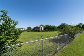 310 S Carroll Avenue - Photo 5