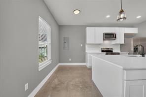 2817 Clinton Avenue - Photo 10