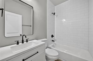 2817 Clinton Avenue - Photo 24