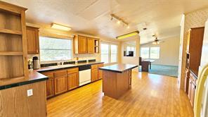2247 County Road 2130 - Photo 12