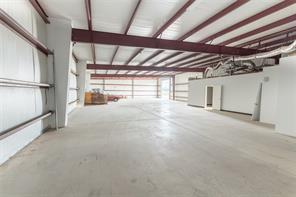1748 N Main - Photo 5